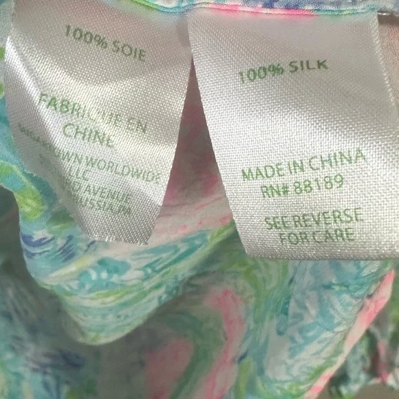 Lilly Pulitzer Elsa Blouse Size Medium in Bohemian Queen Print - Picture 6 of 6